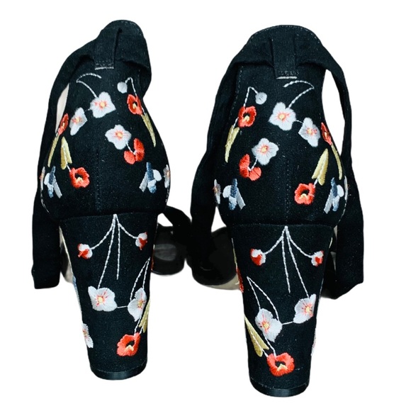 Madden Girl Shoes - Madden Girl Black Embroidered Block Heel Sandals